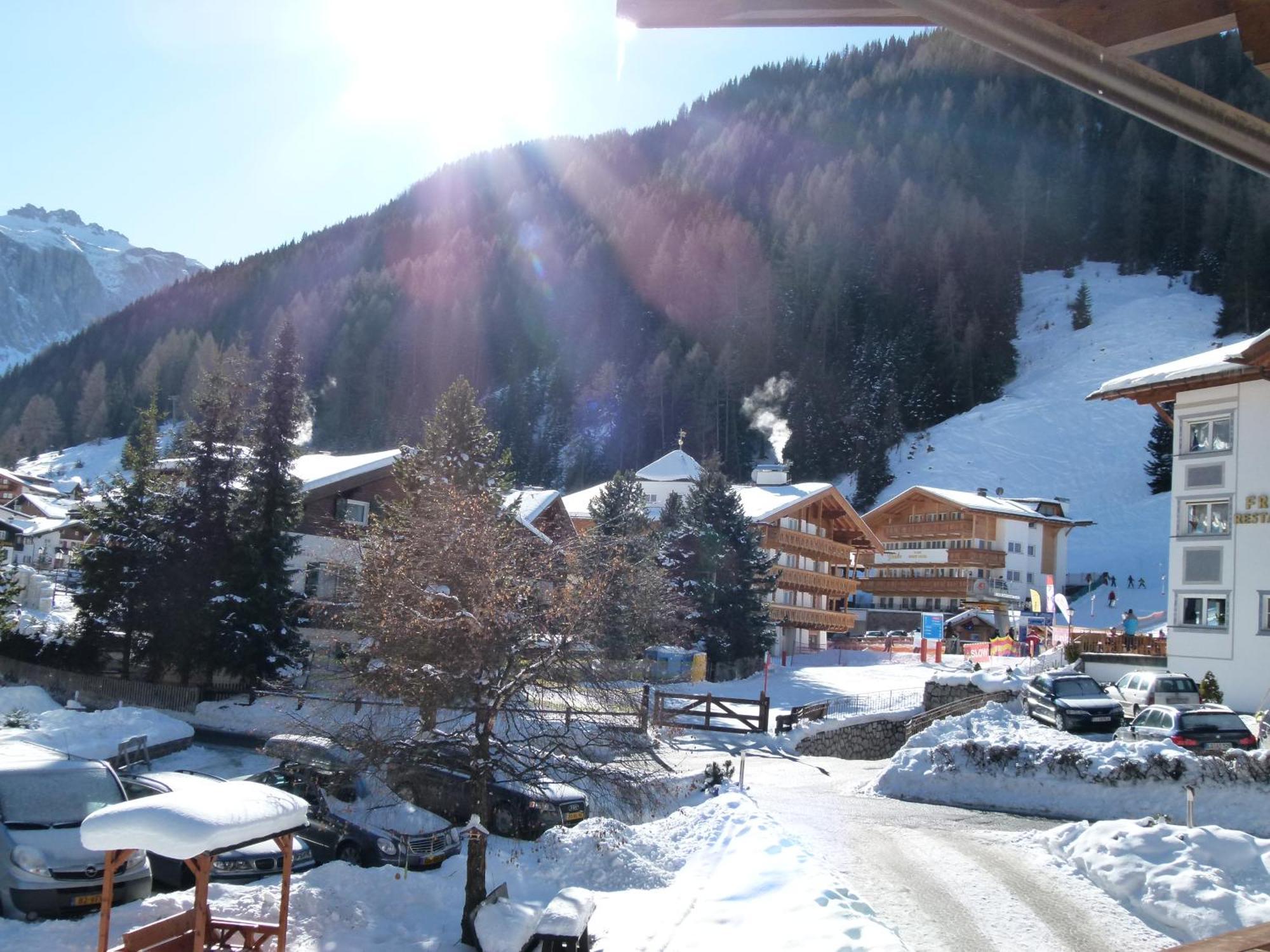 Chalet Elisabeth Dolomites Alpin & Charme Hotel Sëlva Buitenkant foto