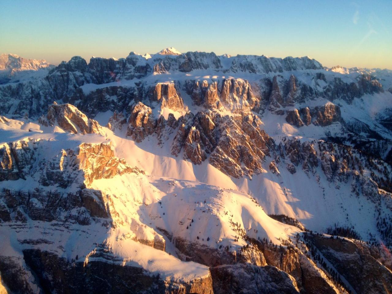 Chalet Elisabeth Dolomites Alpin & Charme Hotel Sëlva Buitenkant foto